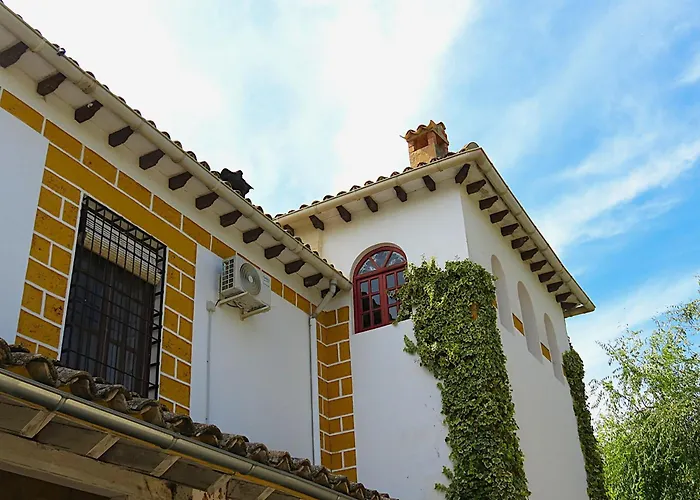 Alojamiento San Juan Bautista Cazorla